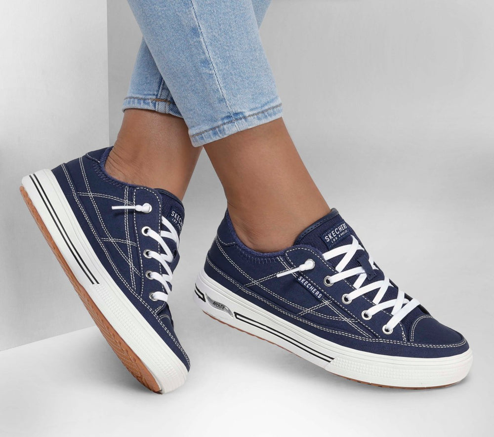 Skechers Arch Fit Arcade - Arcata - Women