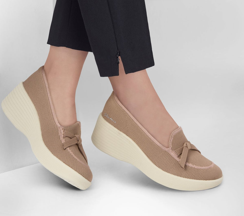 Skechers Relaxed Fit: Parallel Lite - Soaring Softly - Women