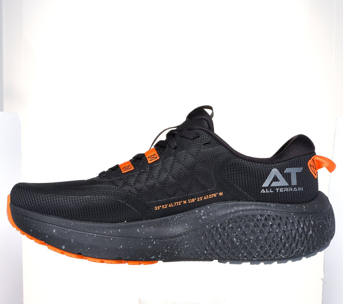 Skechers GO RUN Supersonic Max A/T - Men